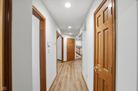 7701 Oak Grove Drive Indianapolis IN 46259