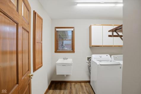7701 Oak Grove Drive Indianapolis IN 46259