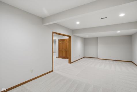 7701 Oak Grove Drive Indianapolis IN 46259
