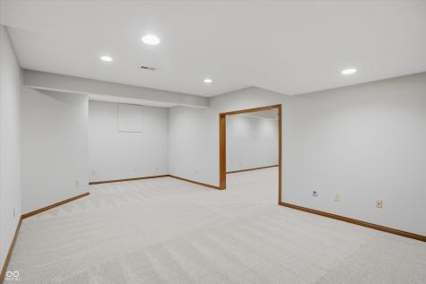 7701 Oak Grove Drive Indianapolis IN 46259