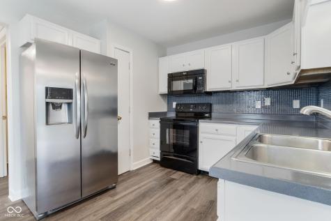 6766 Wimbledon Drive Zionsville IN 46077