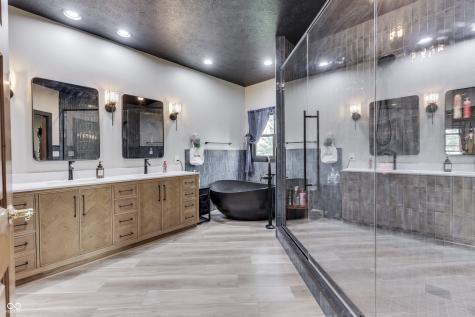 4670 N 600 E Franklin IN 46131
