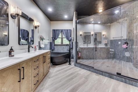 4670 N 600 E Franklin IN 46131