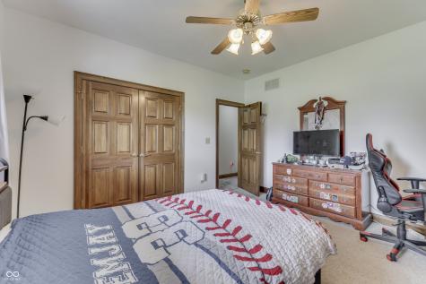 4670 N 600 E Franklin IN 46131