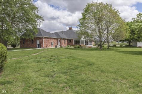 4670 N 600 E Franklin IN 46131