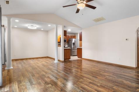 164 Meadow Glen Drive Avon IN 46123