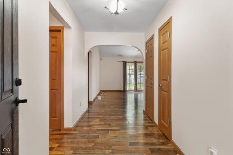 164 Meadow Glen Drive Avon IN 46123