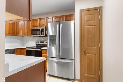 164 Meadow Glen Drive Avon IN 46123