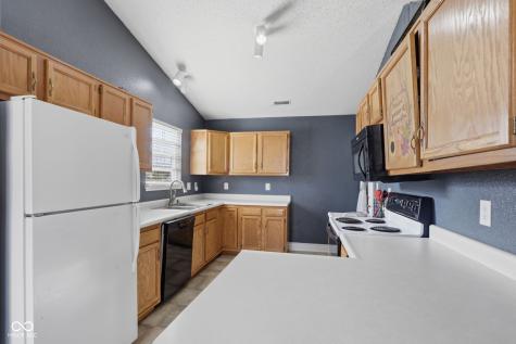 5736 Woodcote Drive Indianapolis IN 46221