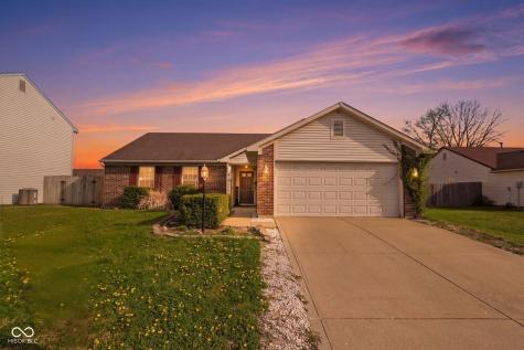 5736 Woodcote Drive Indianapolis IN 46221