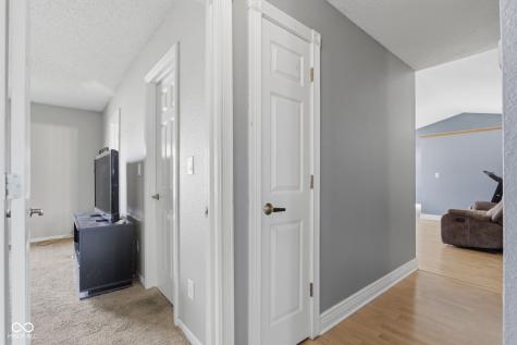 5736 Woodcote Drive Indianapolis IN 46221