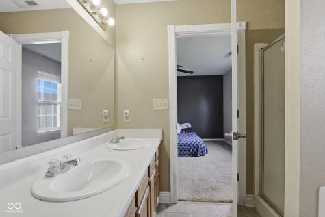 5736 Woodcote Drive Indianapolis IN 46221