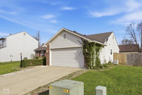 5736 Woodcote Drive Indianapolis IN 46221
