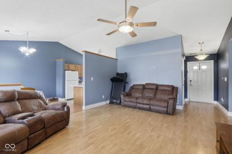 5736 Woodcote Drive Indianapolis IN 46221