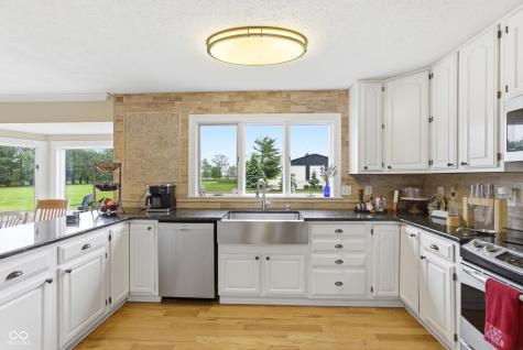 11750 E 200 S Zionsville IN 46077