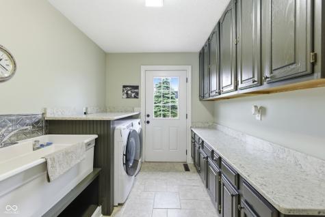11750 E 200 S Zionsville IN 46077