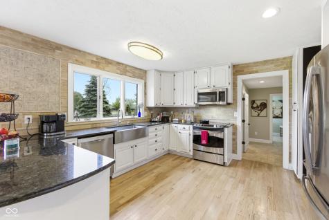 11750 E 200 S Zionsville IN 46077