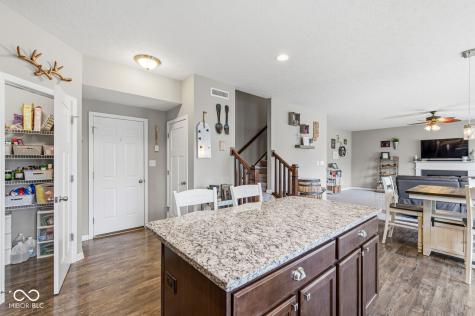 2707 Kilgobbin Crescent Brownsburg IN 46112