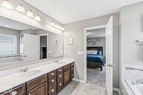 2707 Kilgobbin Crescent Brownsburg IN 46112