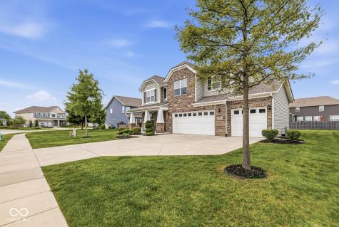 2707 Kilgobbin Crescent Brownsburg IN 46112