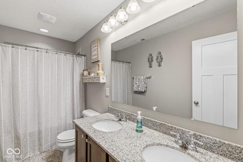 2707 Kilgobbin Crescent Brownsburg IN 46112