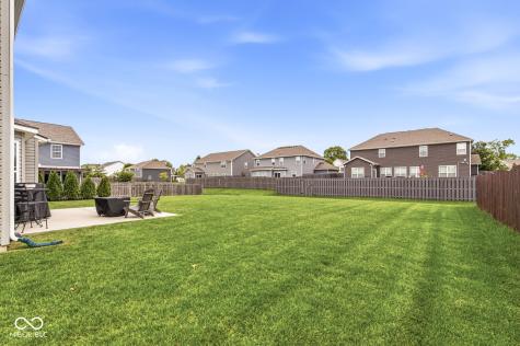 2707 Kilgobbin Crescent Brownsburg IN 46112