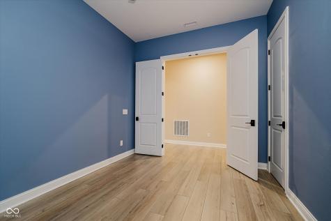 10725 Crum Court Fishers IN 46037