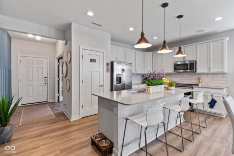 9426 Orchard Cove Drive Indianapolis IN 46239