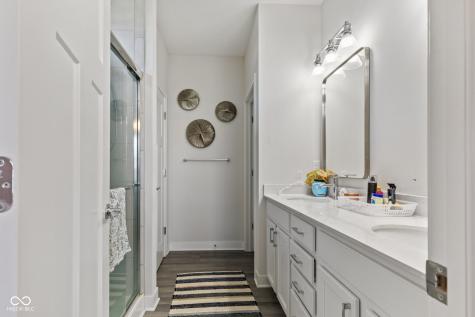 9426 Orchard Cove Drive Indianapolis IN 46239