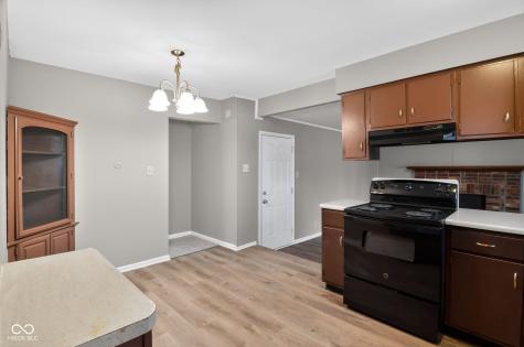 3244 Eastbrooke Circle Indianapolis IN 46235
