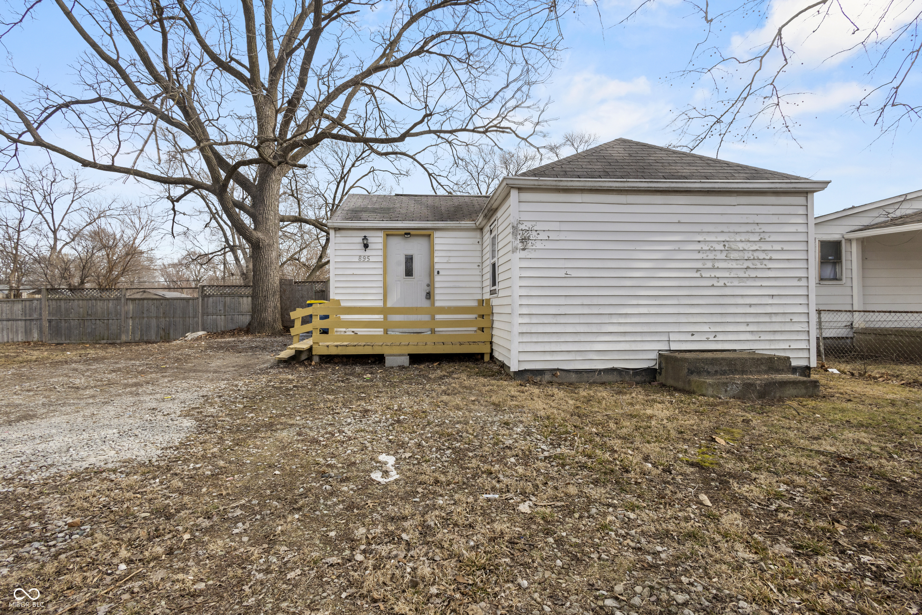 895 Collier Street Indianapolis IN 46241
