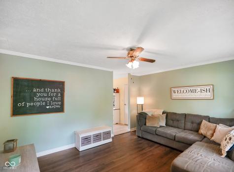 99 Old Trail Drive Bargersville IN 46106