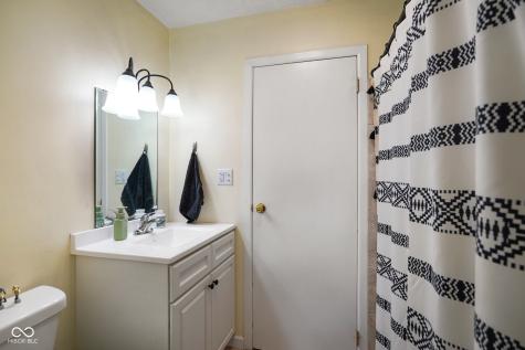 99 Old Trail Drive Bargersville IN 46106