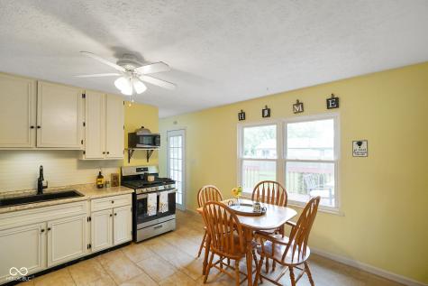 99 Old Trail Drive Bargersville IN 46106