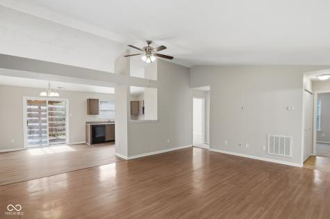 7433 Redcliff Road Indianapolis IN 46256