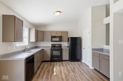 7433 Redcliff Road Indianapolis IN 46256