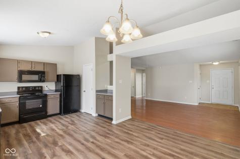 7433 Redcliff Road Indianapolis IN 46256