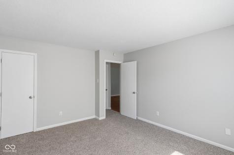 7433 Redcliff Road Indianapolis IN 46256