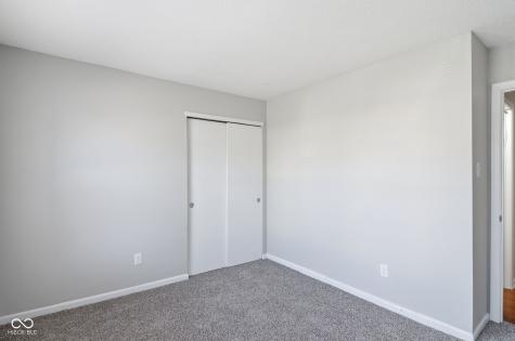 7433 Redcliff Road Indianapolis IN 46256