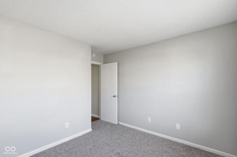 7433 Redcliff Road Indianapolis IN 46256