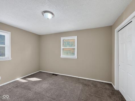 2916 S Roena Street Indianapolis IN 46241