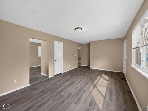 2916 S Roena Street Indianapolis IN 46241
