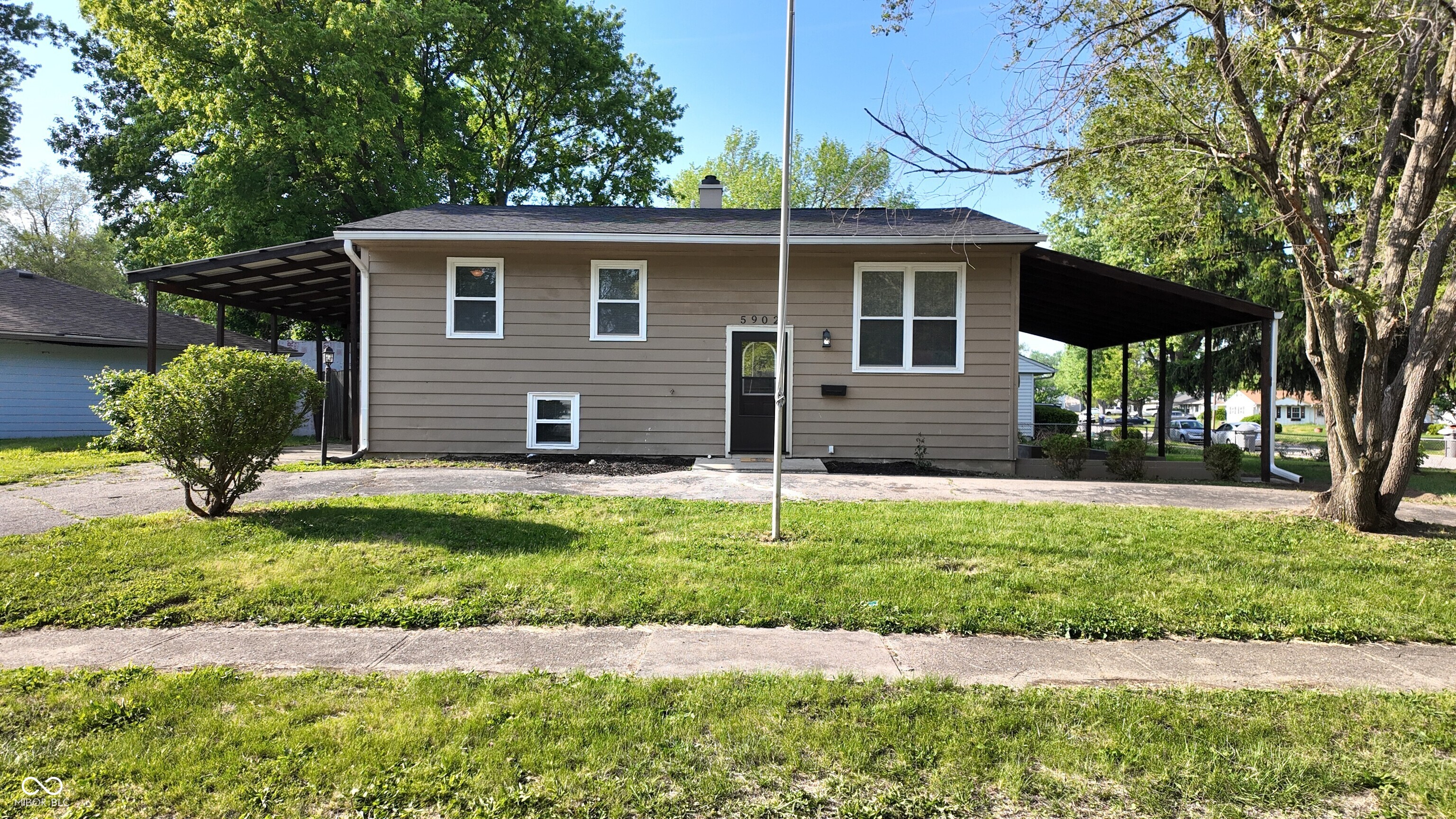 5902 Alpine Avenue Indianapolis IN 46224
