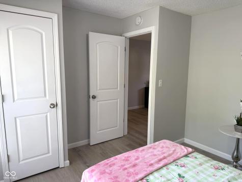5902 Alpine Avenue Indianapolis IN 46224