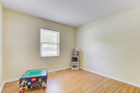 914 Partridge Place Zionsville IN 46077
