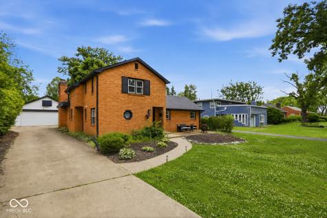 129 N Sadlier Drive Indianapolis IN 46219