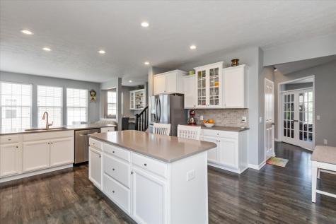 2450 Stonehaven Drive Avon IN 46123