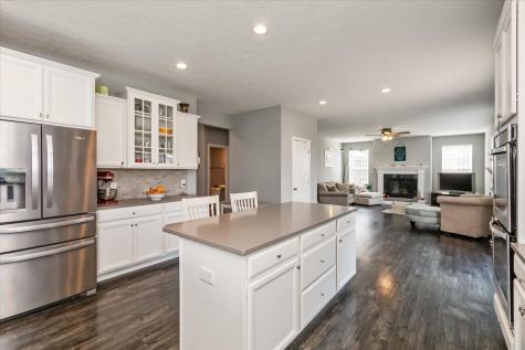 2450 Stonehaven Drive Avon IN 46123