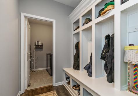 2450 Stonehaven Drive Avon IN 46123