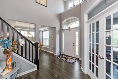 2450 Stonehaven Drive Avon IN 46123